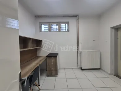Na prenájom komerčné v Trenčín · €1 000 · Pôvodný stav
