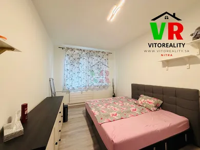 Na prenájom 2-izbový byt, 64 m², Nitra, Kmeťova