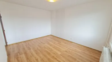 Na prenájom 1-izbový byt, 37 m², Žilina, Tulská
