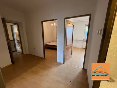 Na predaj dom, 476 m², Ivanka pri Dunaji, Veterná