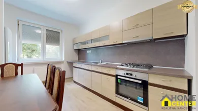 Mieszkania na wynajem, 3-pokojowe, Komárno · €640