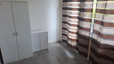 Na prenájom 1-izbový byt, 35 m², Zvolen, Záhonok