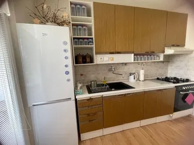 Mieszkania na wynajem, 3-pokojowe, Bratislava-Petržalka · €900