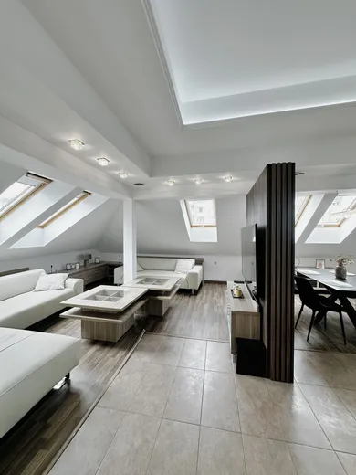 Na prenájom 3-izbový byt, 106 m², Košice-Juh, Južná trieda