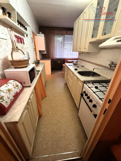 Na predaj 3-izbový byt, 82 m², Bratislava-Petržalka, Dubnická
