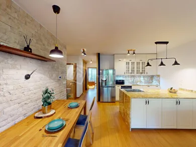 Na predaj 3-izbový byt, 52 m², Bratislava-Nové Mesto, Frankovská