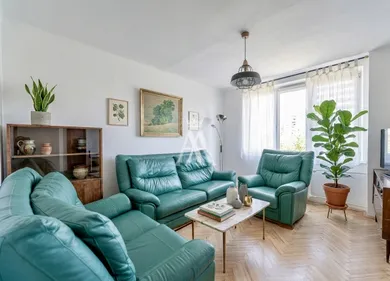 Mieszkania na wynajem, 3-pokojowe, Košice-Juh · €850