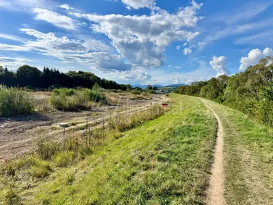 Na predaj pozemok, 480 m², Uhorská Ves