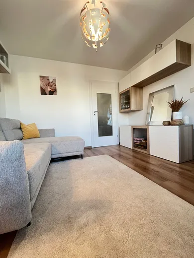 Na prenájom 3-izbový byt, 67 m², Nitra