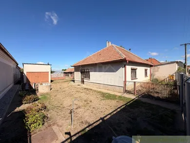 Na predaj dom, 483 m², Hurbanovo
