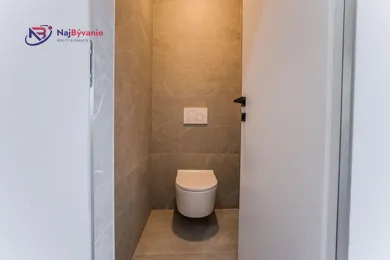 Na predaj 3-izbový byt, 74 m², Ružomberok, Mostová
