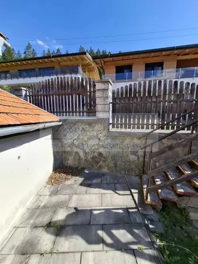 Na prenájom 5-izbový dom, 195 m², Ružomberok, Horská