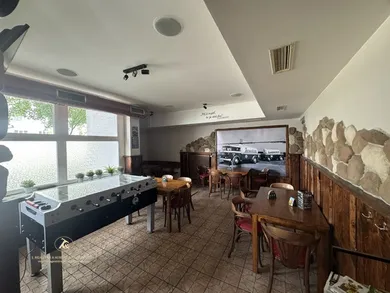 Lokale komercyjne na sprzedaż, Bratislava-Karlova Ves · €350 000