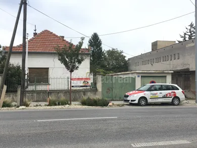 Na predaj dom, Dvory nad Žitavou, Mostná