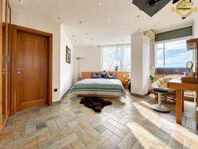 Na prenájom 2-izbový byt, 72 m², Bratislava-Karlova Ves, Matejkova