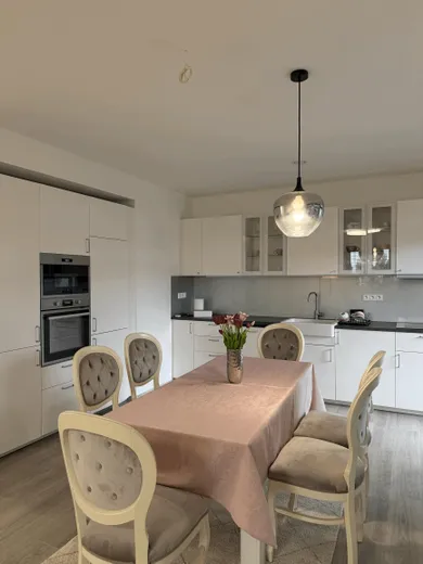 Eladó lakások, 3-szobás, Trnava · €249 990