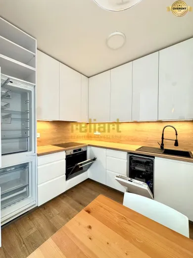 Na predaj 2-izbový byt, 40 m², Bratislava-Lamač, Zdenky Schelingovej