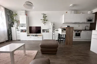 Mieszkania na sprzedaż, 2-pokojowe, Bratislava-Petržalka · €239 990