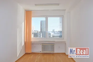 Kiadó objektumok, Bratislava-Petržalka · €230