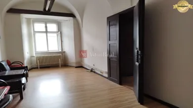 Na prenájom komerčné, 73 m², Banská Bystrica, Kapitulská ul.