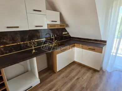 Na predaj 3-izbový byt, 71 m², Tomášikovo