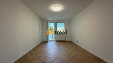 Na predaj 2-izbový byt, 62 m², Trnava, Ulica Andreja Kubinu