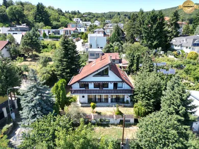 Domy na predaj 8-izbový, Bratislava-Rača · €540 000