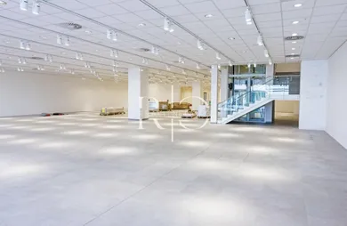 Lokale komercyjne na wynajem, Bratislava-Devínska Nová Ves · €1