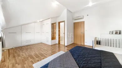 Na predaj dom v Bratislava-Nové Mesto · €950 000 · Pôvodný stav