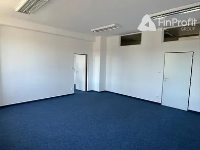 Na prenájom komerčné, 72 m², Bratislava-Rača