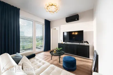 Na predaj 2-izbový byt, 62 m², Bratislava-Petržalka, Fialová