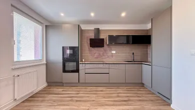 Mieszkania na sprzedaż, 2-pokojowe, Senec · €195 000