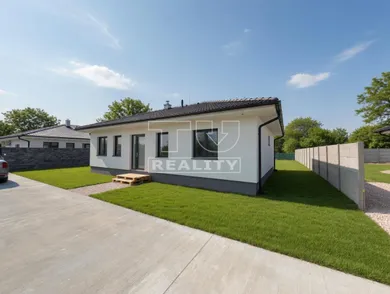 Domy na sprzedaż, 4-pokojowe, Nitra · €284 000