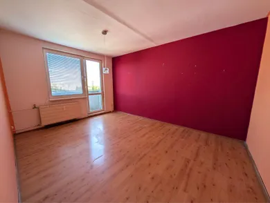 Na predaj 2-izbový byt, 57 m², Komárno, Meštianska ul.