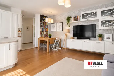 Na predaj 3-izbový byt, 70 m², Bratislava-Rača, Závadská