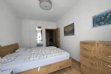 Na predaj 3-izbový byt, 74 m², Bratislava-Dúbravka, Polianky