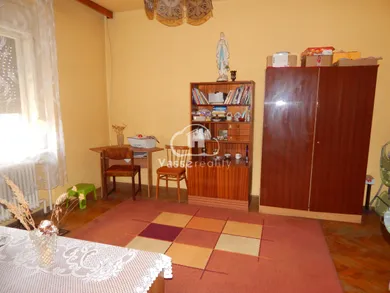 Na predaj 4-izbový dom, 358 m², Salka