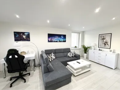 Na prenájom 2-izbový byt, 65 m², Nové Zámky