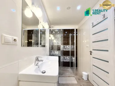 Na predaj 4-izbový byt, 98 m², Martin