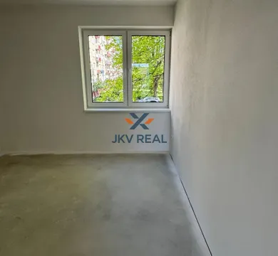 Na predaj 3-izbový byt, 75 m², Trenčín, Beckovská