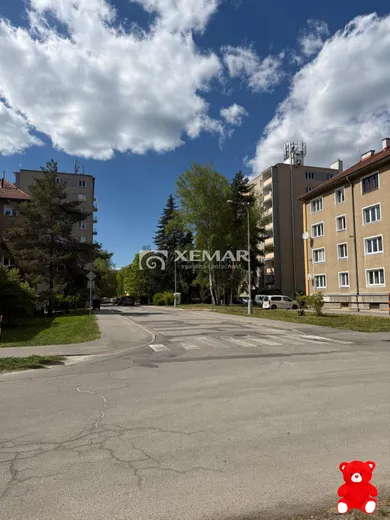 Na predaj 3-izbový byt, 65 m², Banská Bystrica