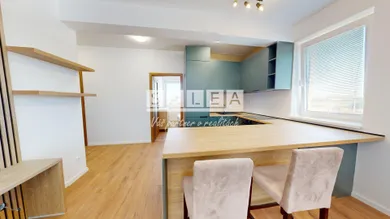 Mieszkania na sprzedaż, 2-pokojowe, Dvorníky · €119 000