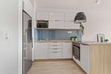 Mieszkania na wynajem, 1-pokojowe, Bratislava-Petržalka · €610
