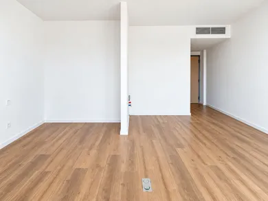 Na predaj 1-izbový byt, 29 m², Bratislava-Ružinov, Mlynské nivy