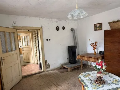 Na predaj rekreačný dom, 252 m², Vrbovce