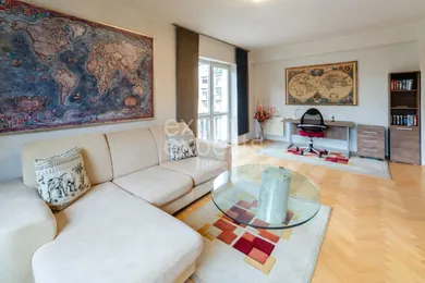 Mieszkania na wynajem, 2-pokojowe, Bratislava-Staré Mesto · €700