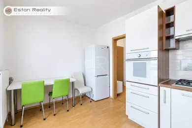 Na prenájom 1-izbový byt, 39 m², Prešov, Magurská