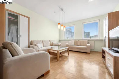 Na prenájom 3-izbový byt, 77 m², Bratislava-Vrakuňa, Kríková