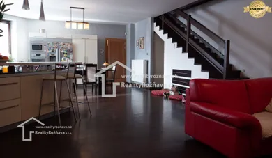 Na predaj 5-izbový dom, 400 m², Rožňava, Šafárikova