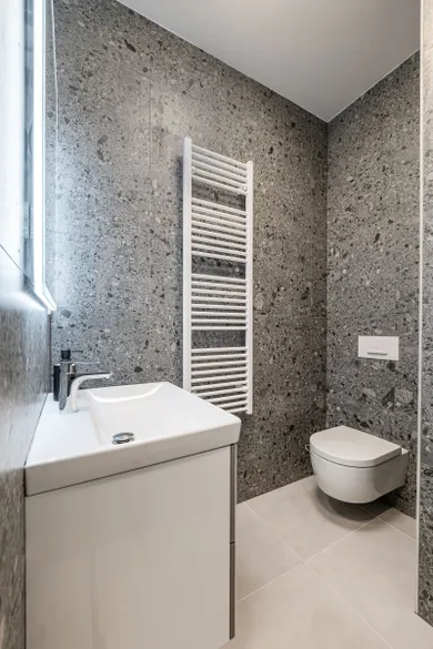 Na prenájom 1-izbový byt, 46 m², Košice-Staré Mesto, Žriedlová